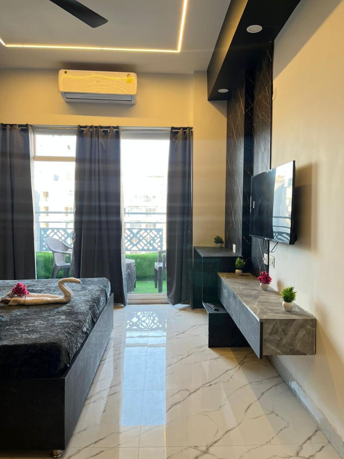 Elite Bnb Ghaziabad Esterno foto